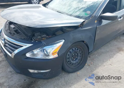 2013 Nissan Altima 2.5 S z USA, uszkodzony, nr VIN 1N4AL3AP8DC900342